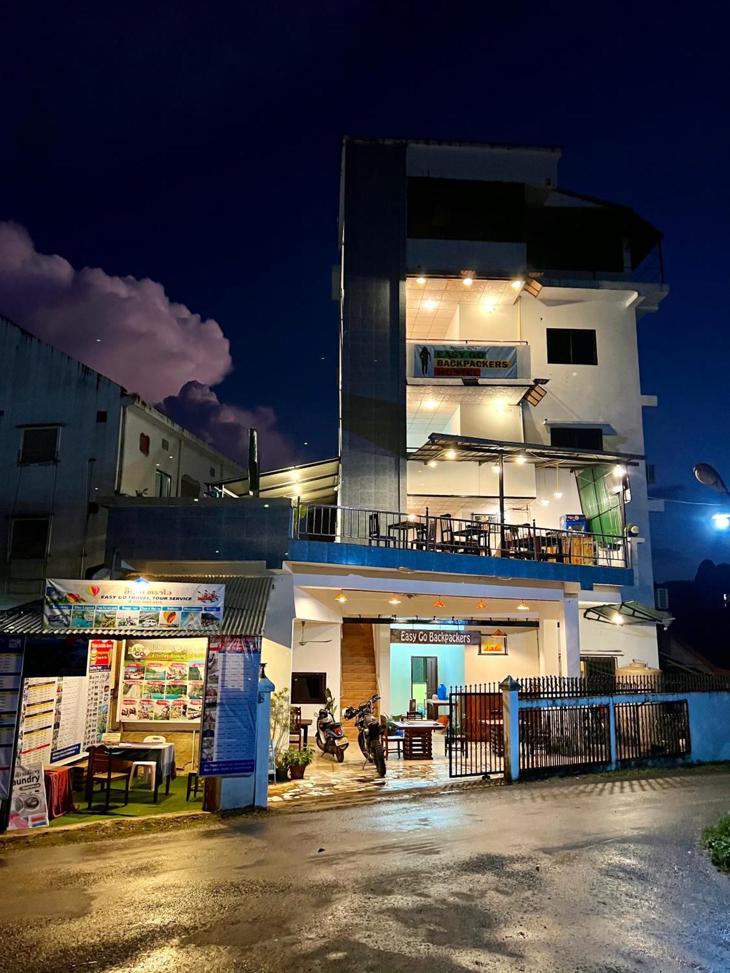 Easy Go Backpacker Hostel Vang Vieng Luaran gambar