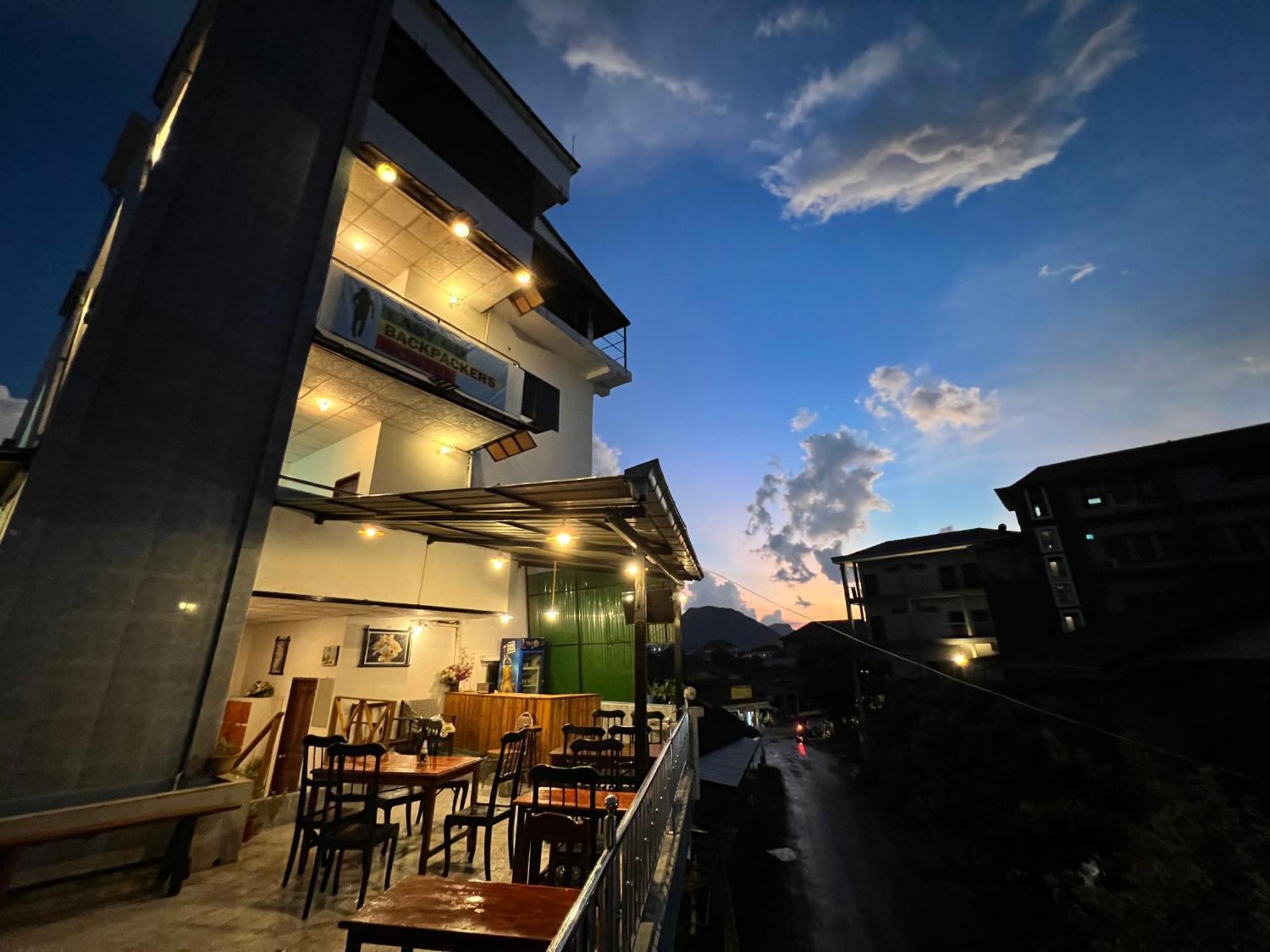 Easy Go Backpacker Hostel Vang Vieng Luaran gambar