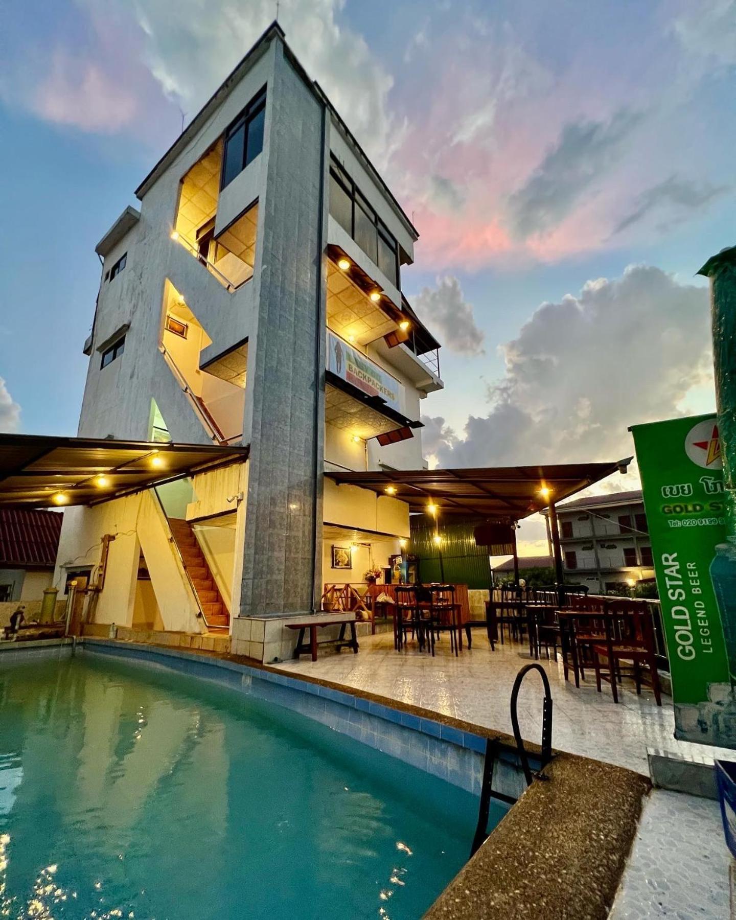 Easy Go Backpacker Hostel Vang Vieng Luaran gambar