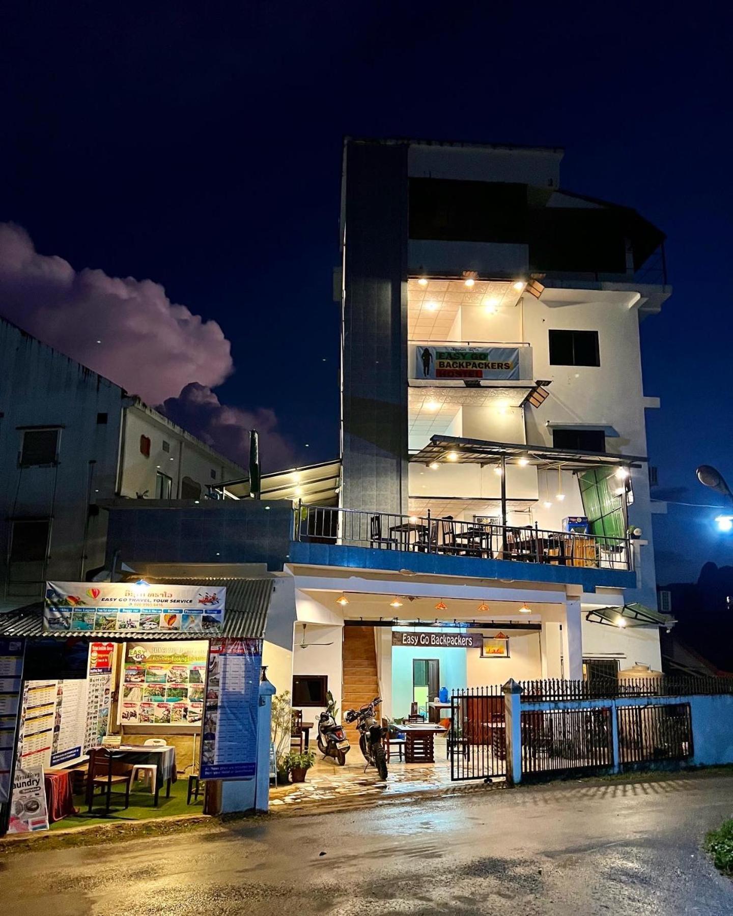 Easy Go Backpacker Hostel Vang Vieng Luaran gambar