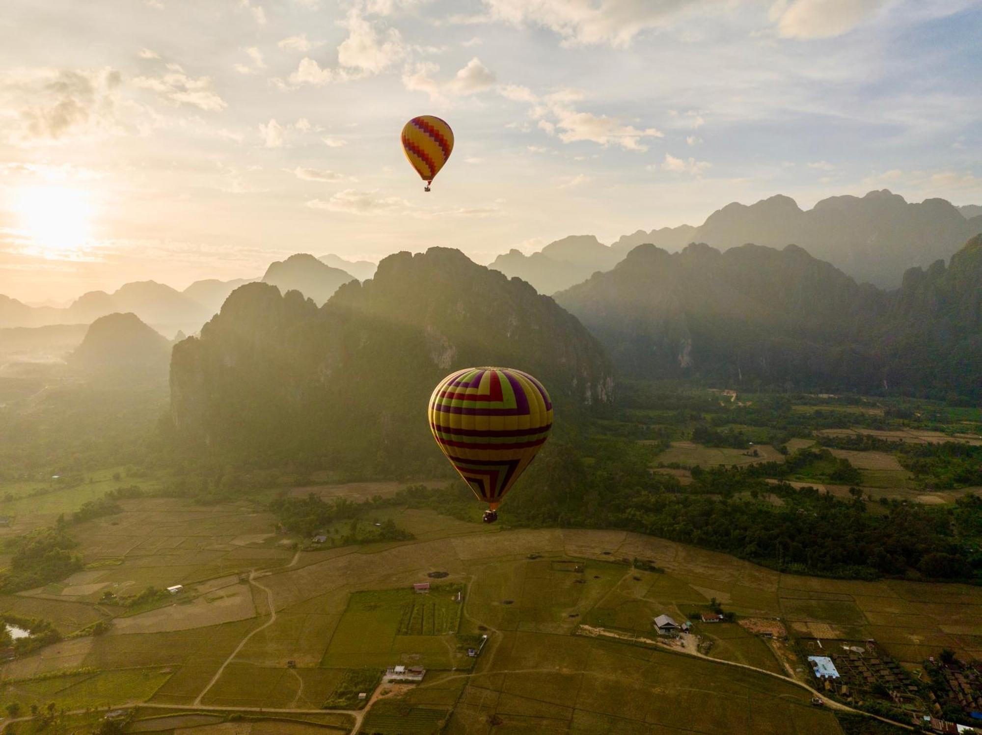 Easy Go Backpacker Hostel Vang Vieng Luaran gambar