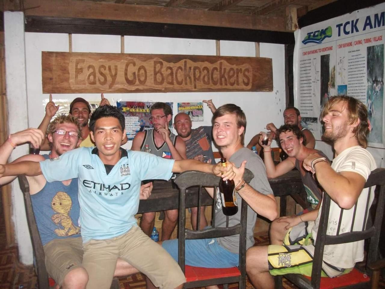 Easy Go Backpacker Hostel Vang Vieng Luaran gambar